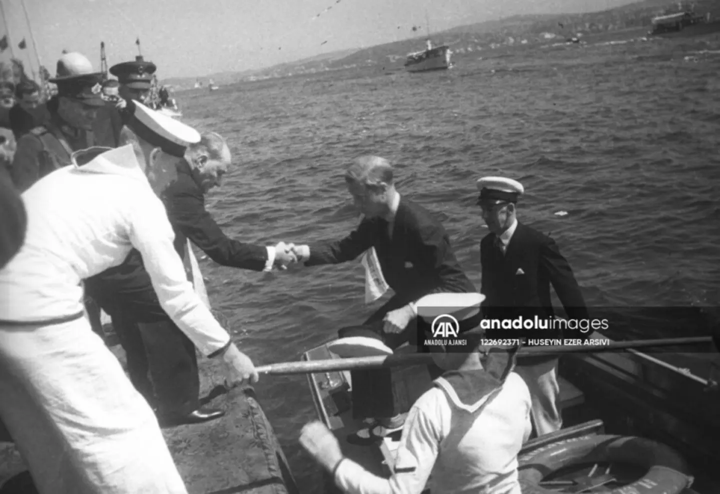 DEVRİMİN KODLARI (6)