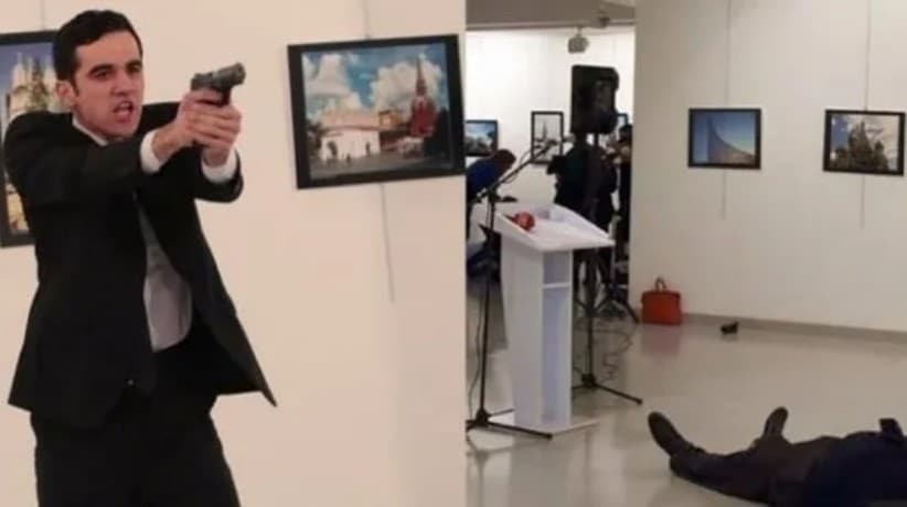 Karlov Cinayeti & Oryantalizm