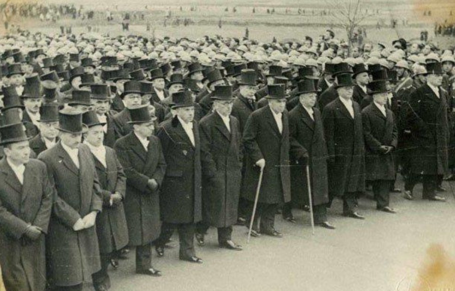 Yazışmalardan Notlar: Gavura Benzeme Süreci